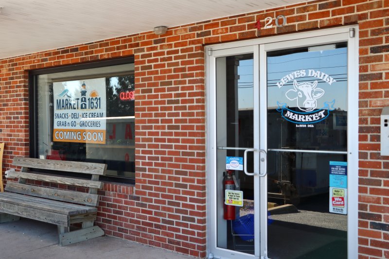 Signs for Market 1631 are up at the former Lewes Daily Market at 420 E. Savannah Road. Rich Garrett, Children’s Beach House executive director, is one of the new owners. BILL SHULL PHOTOS